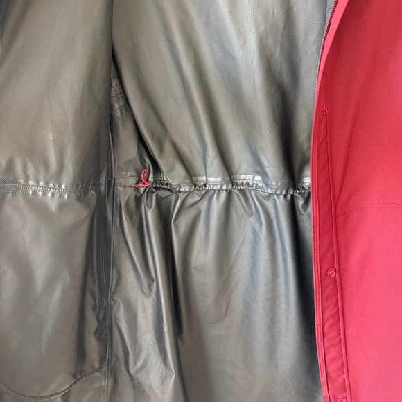 Uniqlo Cranberry Red Waterproof Long Line Hooded Windbreaker Extra Small - Picture 4 of 12